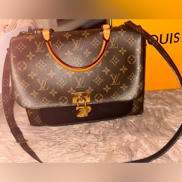 Louis Vuitton purse EXCELLENT CONDITION FULL INCLUSION - Picture 2 of 14